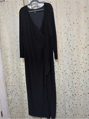 R&M Richards Black Long Sleeve Wrap-Style Maxi Dress